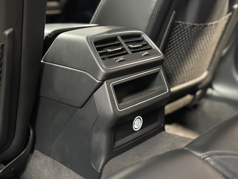 Audi A6 Avant TDI V6 S line - U1305