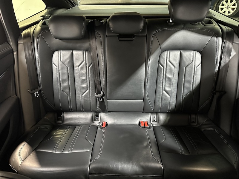 Audi A6 Avant TDI V6 S line - U1305