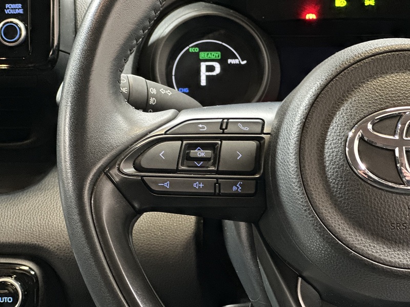 Toyota Yaris VVT-h Design - U1306