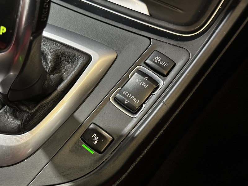 BMW 3 Series 330d M Sport - U1311