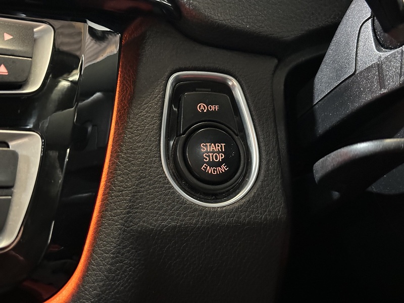 BMW 3 Series 330d M Sport - U1311