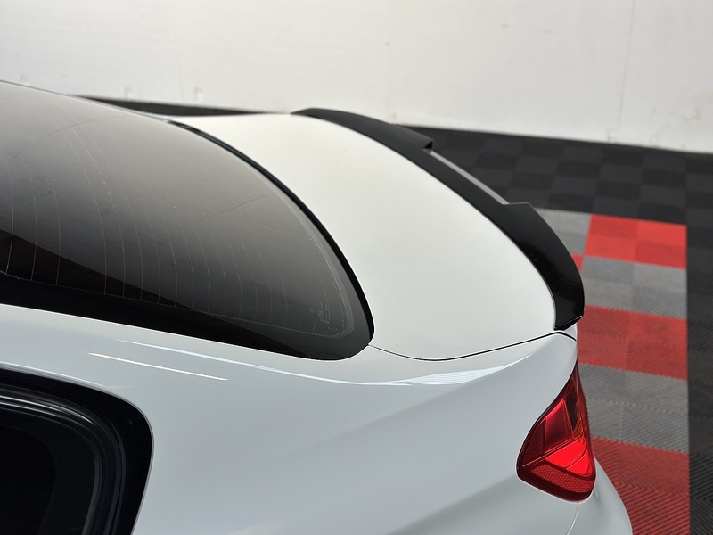 BMW 3 Series 330d M Sport - U1311