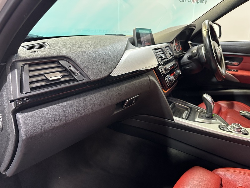 BMW 3 Series 330d M Sport - U1311