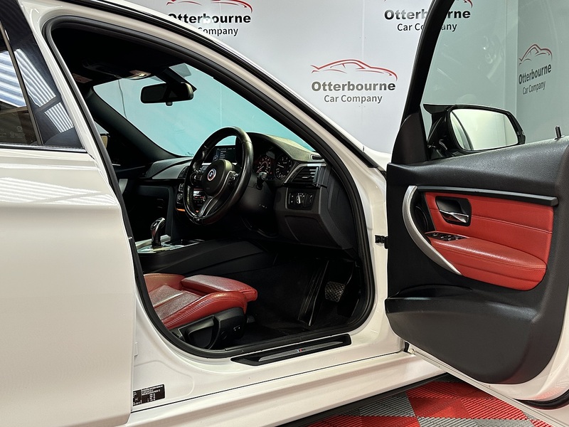 BMW 3 Series 330d M Sport - U1311