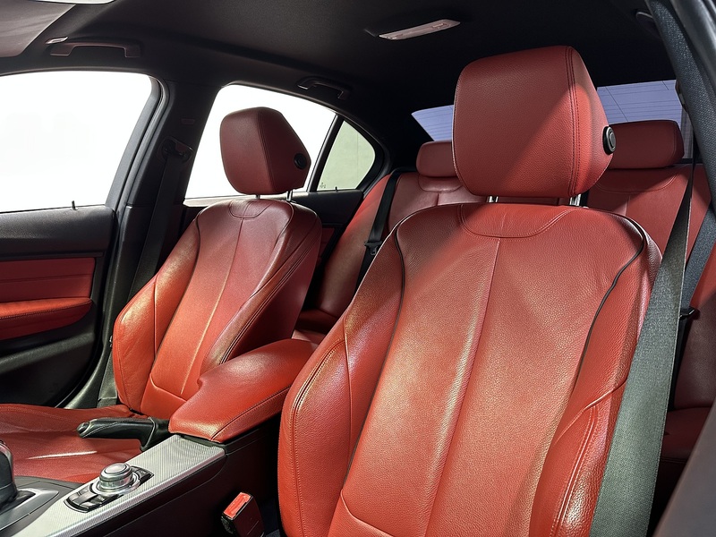 BMW 3 Series 330d M Sport - U1311