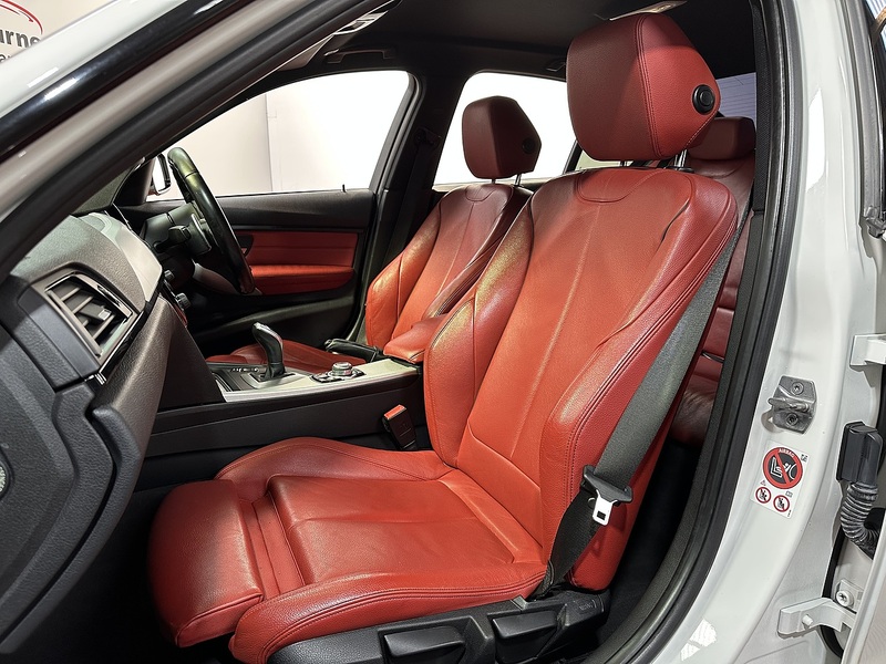 BMW 3 Series 330d M Sport - U1311