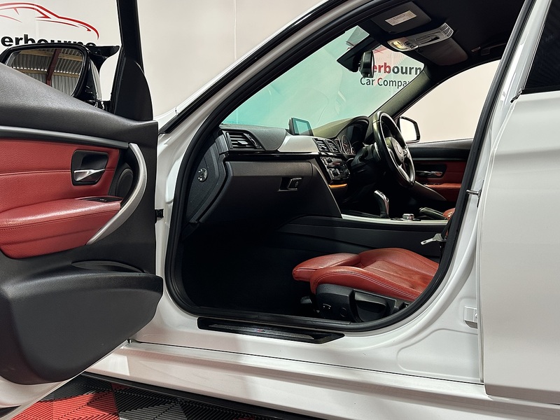 BMW 3 Series 330d M Sport - U1311