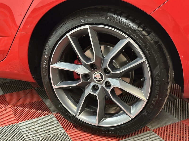 Skoda Octavia TDI vRS - U1319