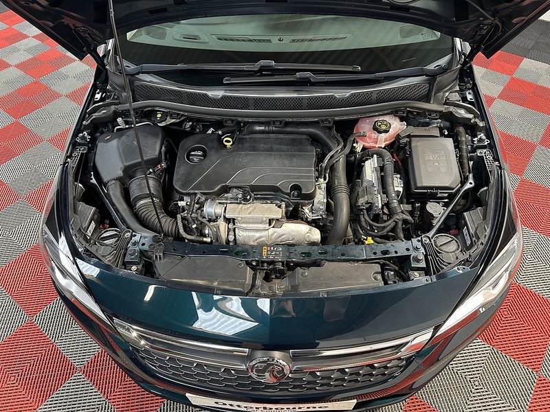 Vauxhall Astra i Turbo SRi Nav - U1329