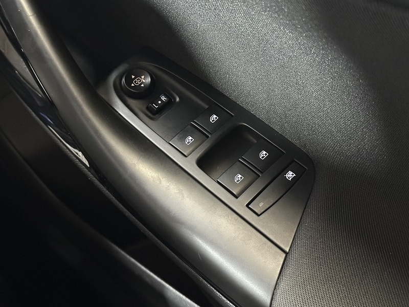 Vauxhall Astra i Turbo SRi Nav - U1329