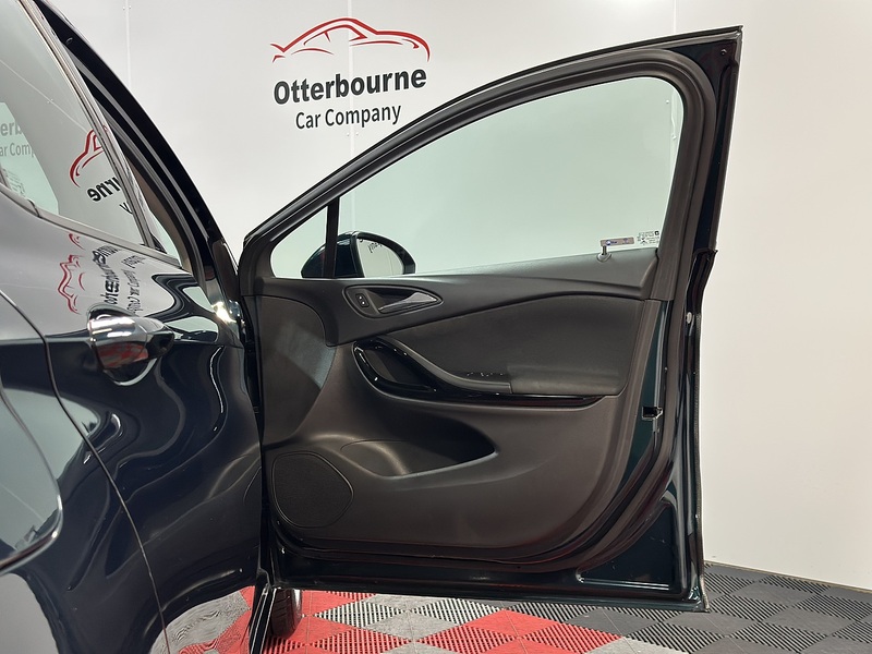 Vauxhall Astra i Turbo SRi Nav - U1329