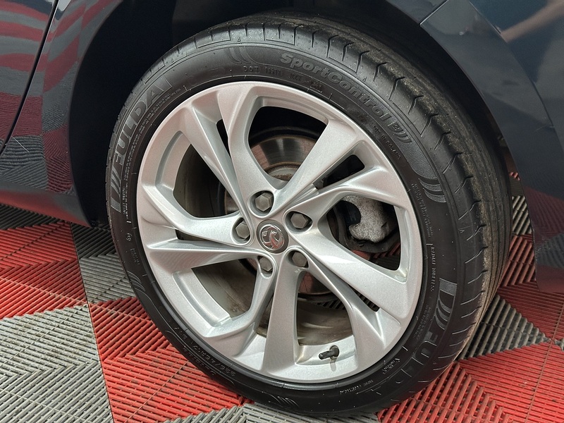 Vauxhall Astra i Turbo SRi Nav - U1329