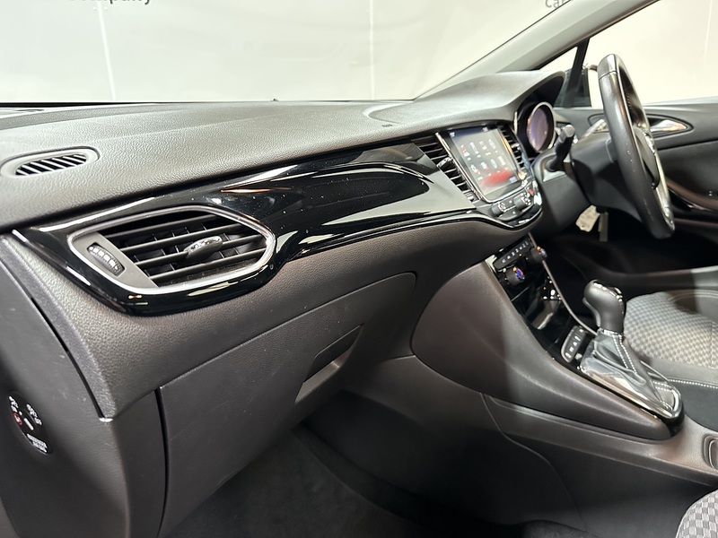 Vauxhall Astra i Turbo SRi Nav - U1329