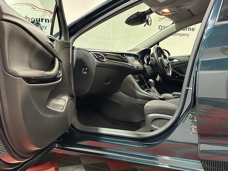 Vauxhall Astra i Turbo SRi Nav - U1329