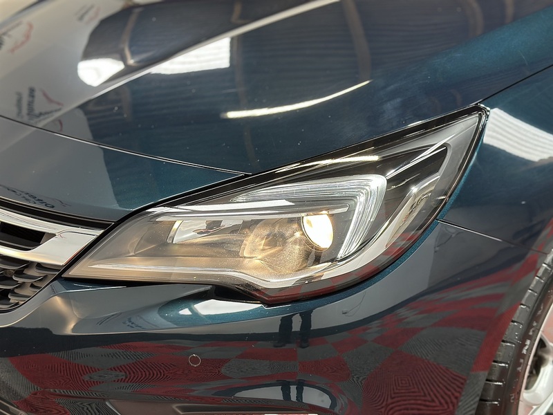 Vauxhall Astra i Turbo SRi Nav - U1329