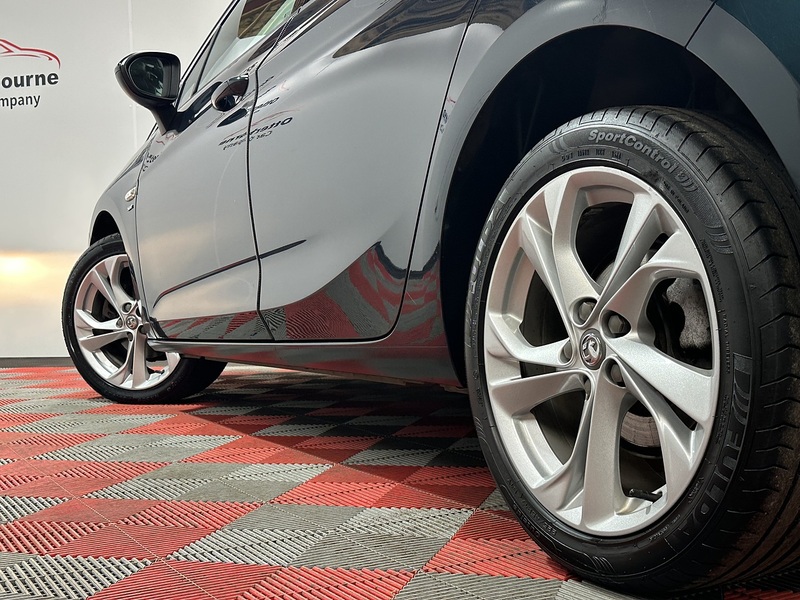 Vauxhall Astra i Turbo SRi Nav - U1329