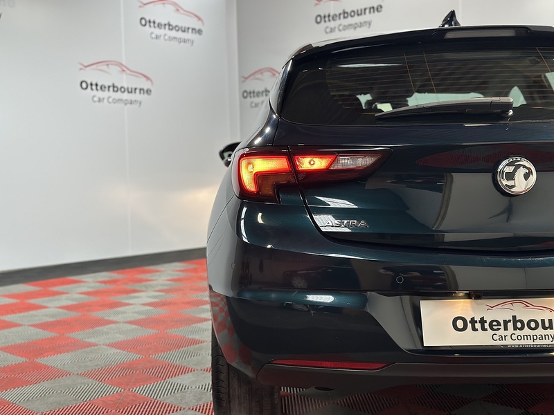 Vauxhall Astra i Turbo SRi Nav - U1329