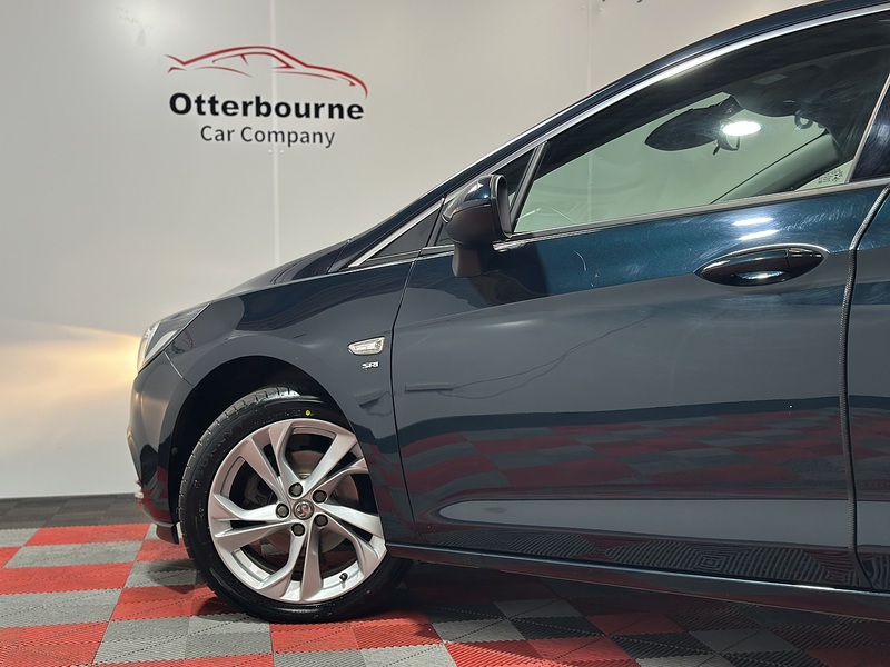 Vauxhall Astra i Turbo SRi Nav - U1329