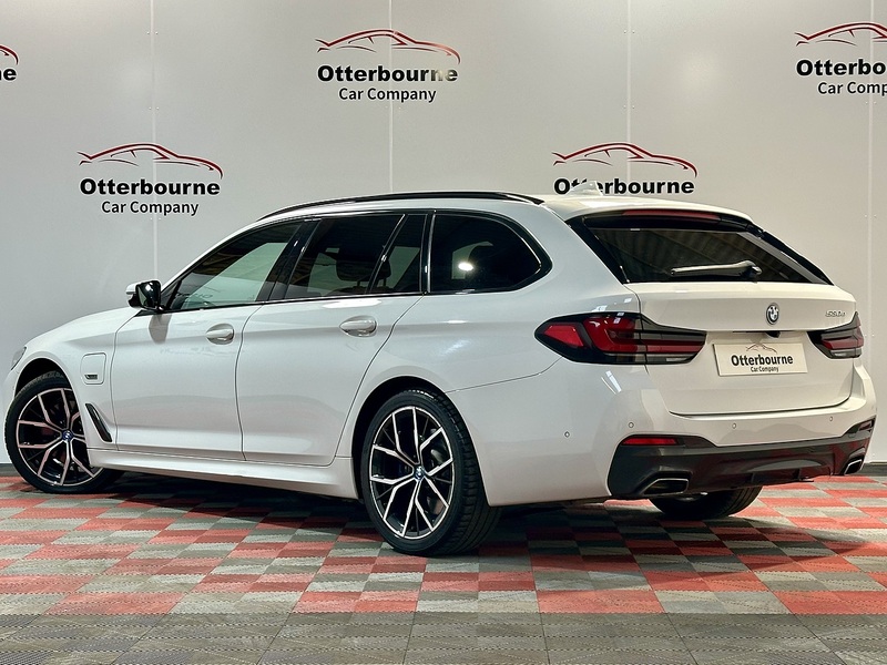 BMW 5 Series 530e M Sport - U1339