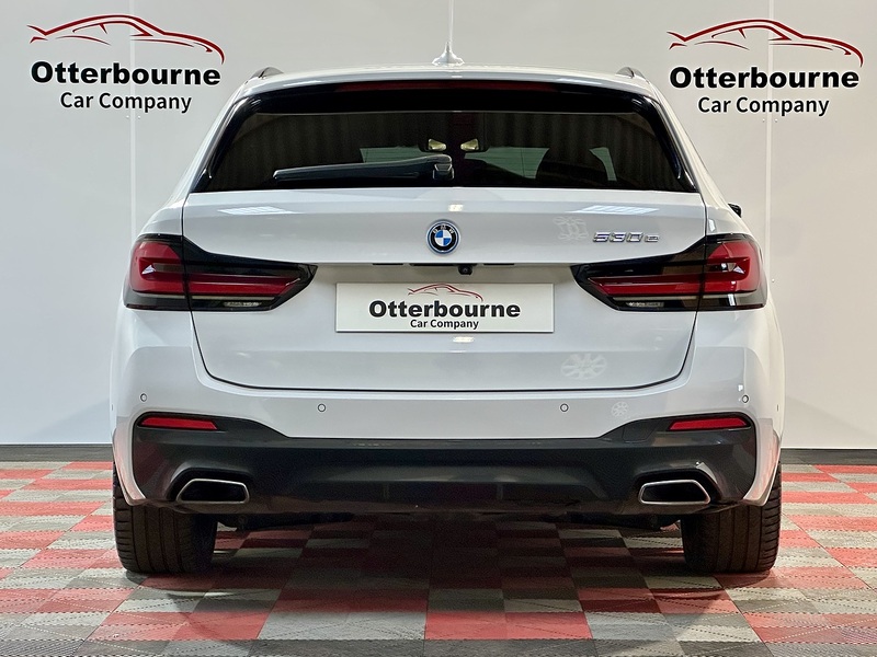 BMW 5 Series 530e M Sport - U1339