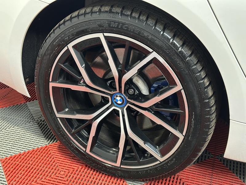 BMW 5 Series 530e M Sport - U1339