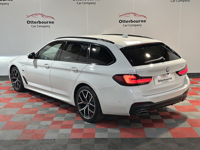 BMW 5 Series 530e M Sport - U1339