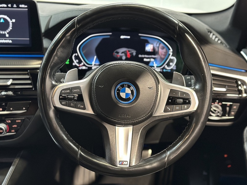 BMW 5 Series 530e M Sport - U1339