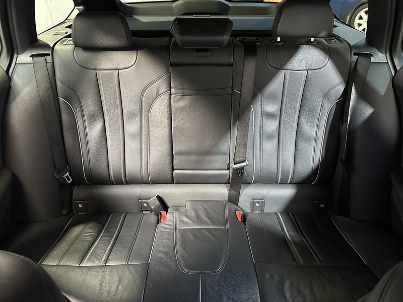 BMW 5 Series 530e M Sport - U1339