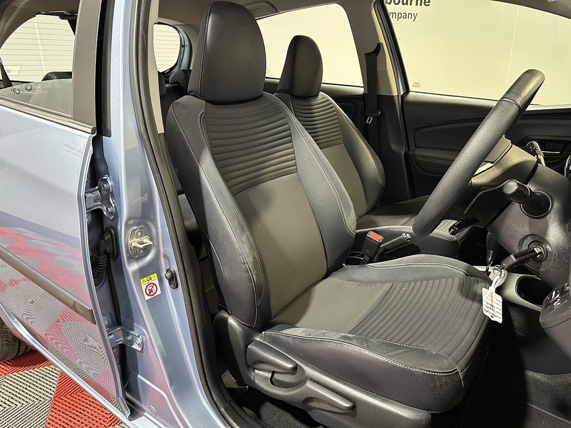 Toyota Yaris Dual VVT-i Excel - U1343
