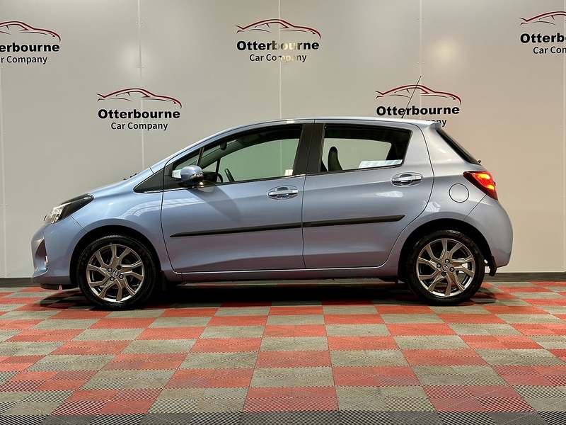 Toyota Yaris Dual VVT-i Excel - U1343