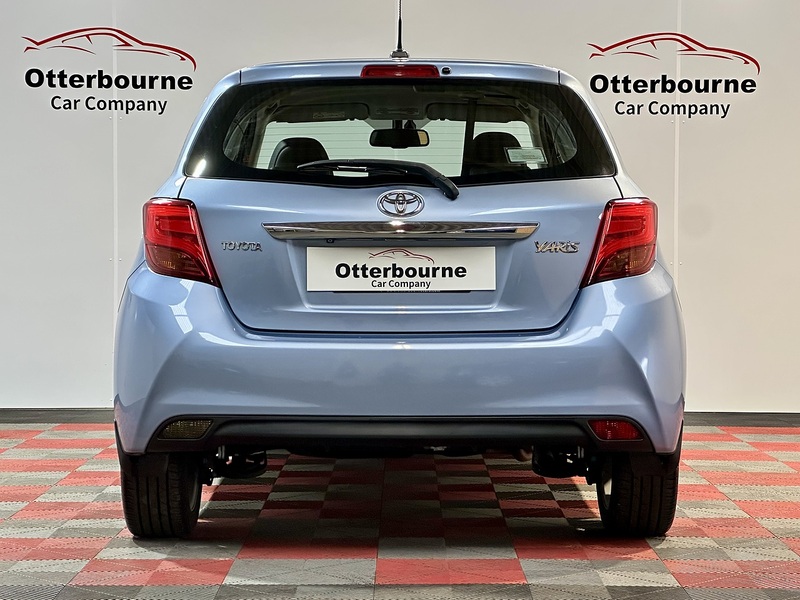 Toyota Yaris Dual VVT-i Excel - U1343