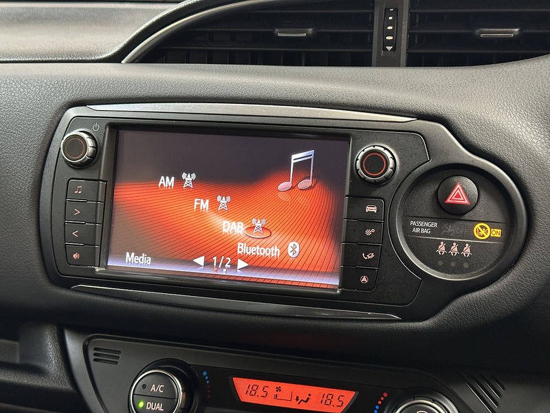 Toyota Yaris Dual VVT-i Excel - U1343