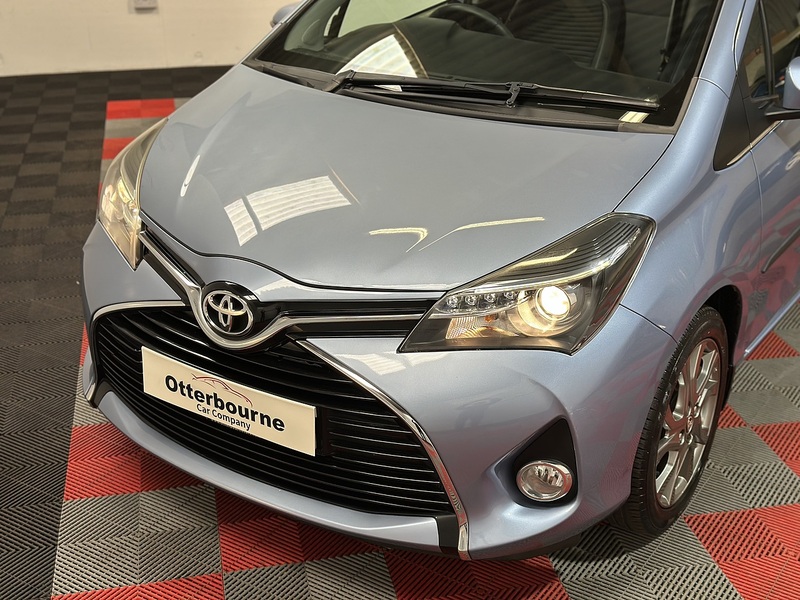 Toyota Yaris Dual VVT-i Excel - U1343