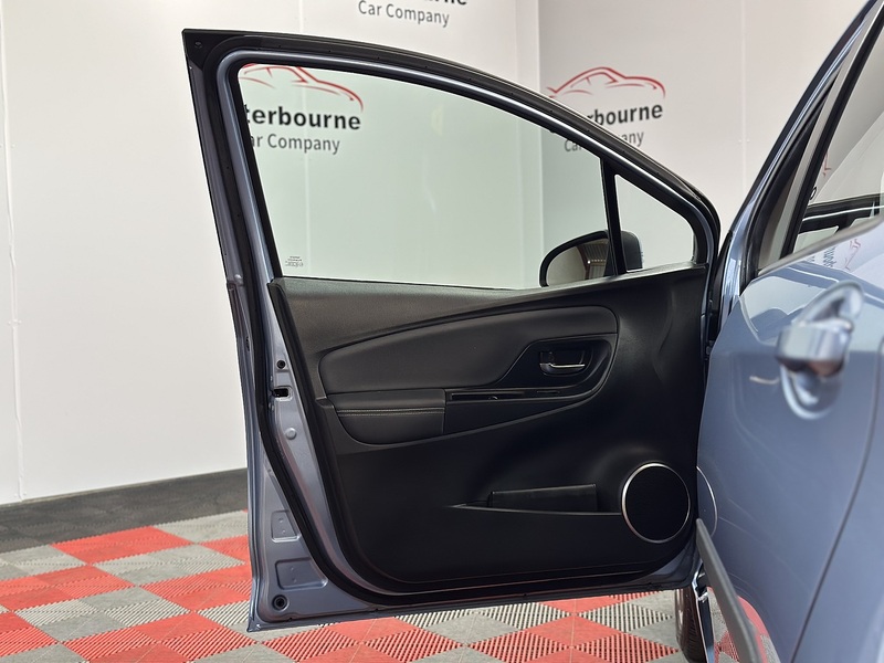 Toyota Yaris Dual VVT-i Excel - U1343