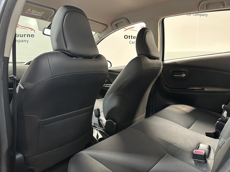 Toyota Yaris Dual VVT-i Excel - U1343