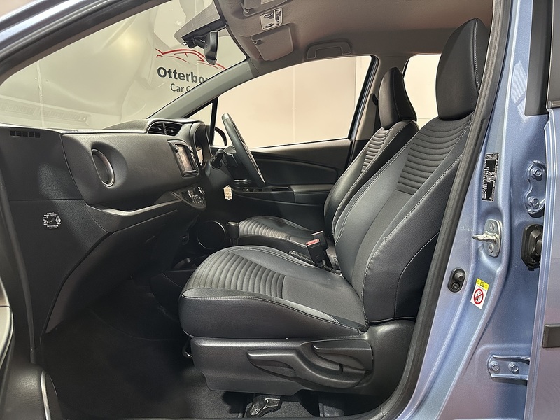 Toyota Yaris Dual VVT-i Excel - U1343