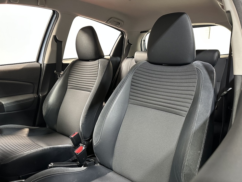 Toyota Yaris Dual VVT-i Excel - U1343