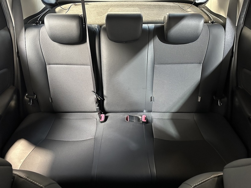 Toyota Yaris Dual VVT-i Excel - U1343