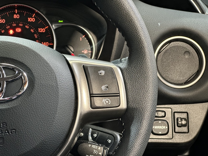Toyota Yaris Dual VVT-i Excel - U1343