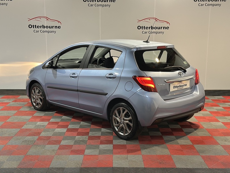 Toyota Yaris Dual VVT-i Excel - U1343