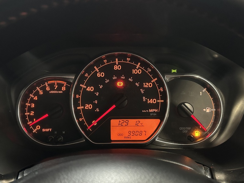 Toyota Yaris Dual VVT-i Sport - U1349