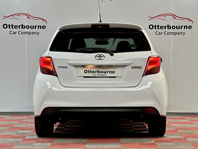 Toyota Yaris Dual VVT-i Sport - U1349