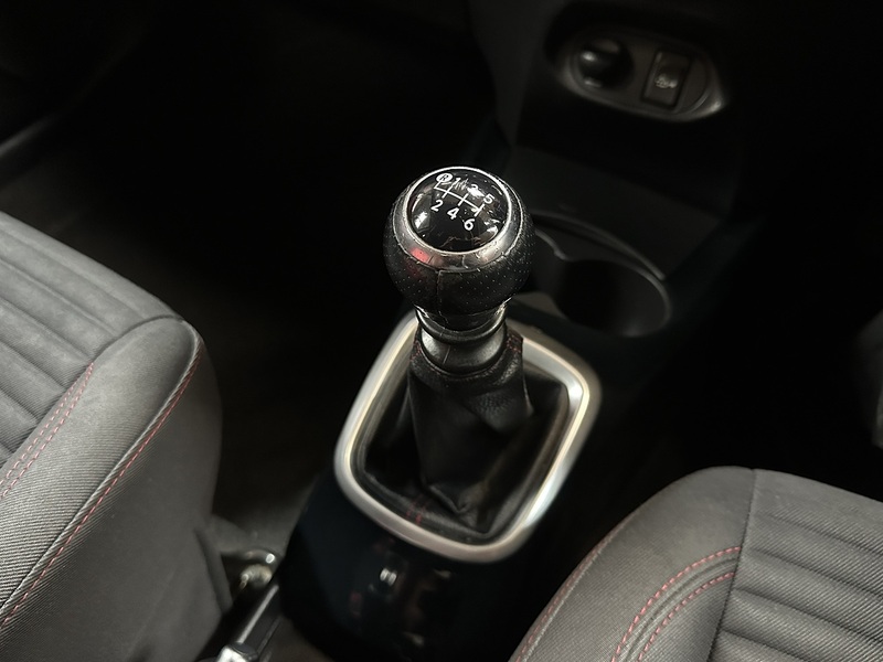 Toyota Yaris Dual VVT-i Sport - U1349