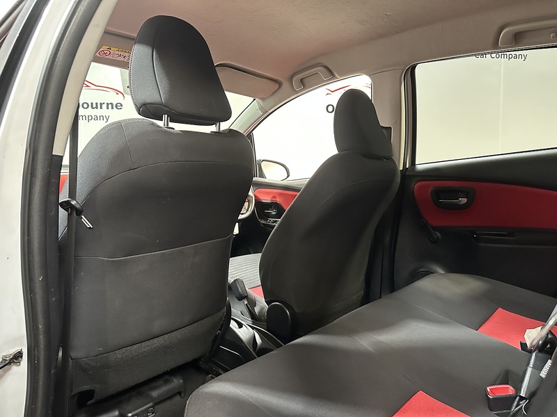 Toyota Yaris Dual VVT-i Sport - U1349