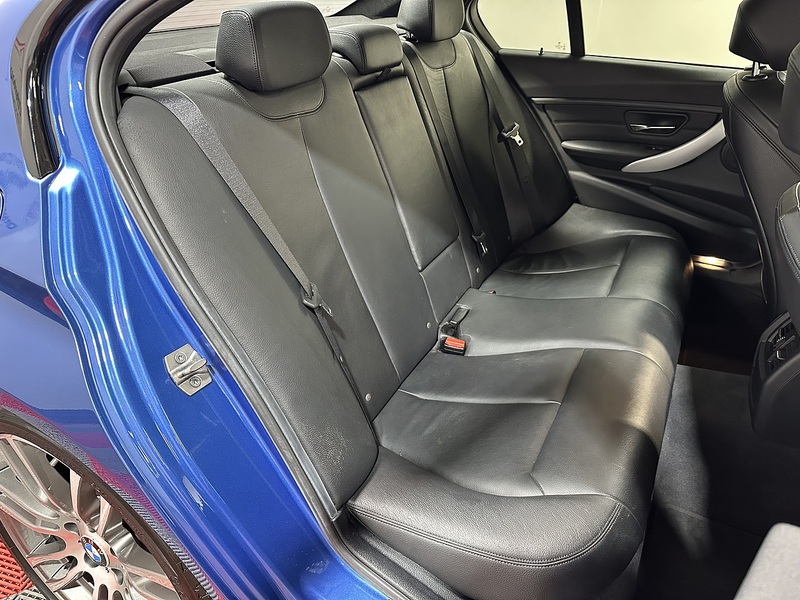 BMW 3 Series 320d M Sport - U1350