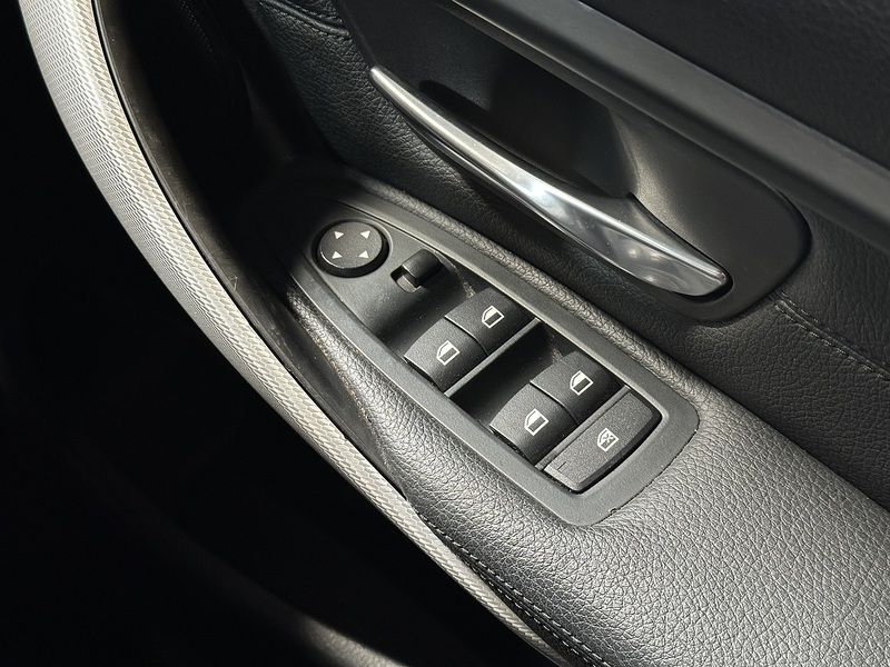 BMW 3 Series 320d M Sport - U1350