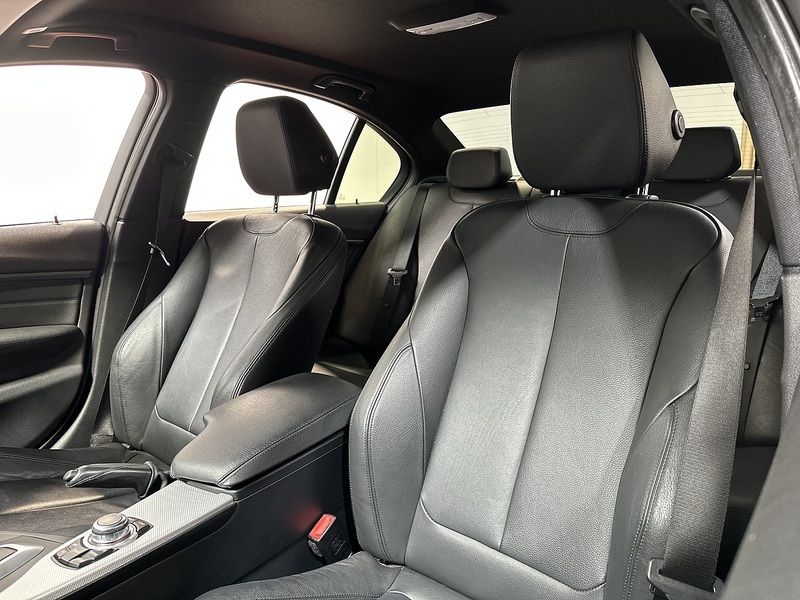 BMW 3 Series 320d M Sport - U1350