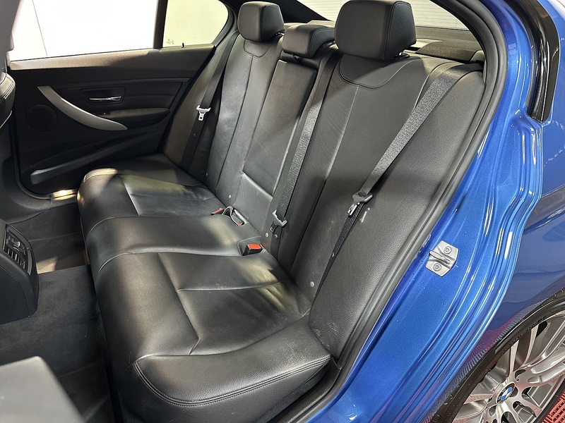 BMW 3 Series 320d M Sport - U1350