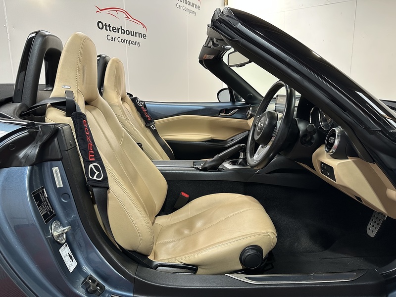 Mazda MX-5 SKYACTIV-G Sport Nav - U1352