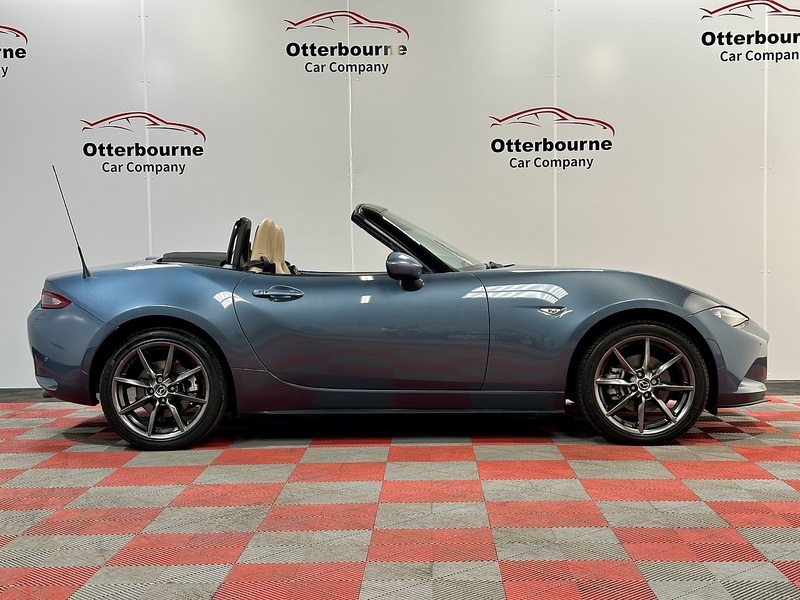 Mazda MX-5 SKYACTIV-G Sport Nav - U1352